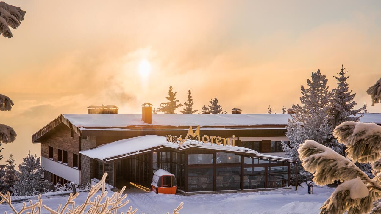 Отель Hotel and SPA Moreni София-13