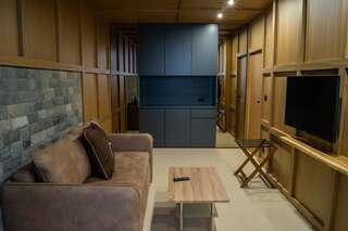 Отель Hotel and SPA Moreni София Апартаменты с балконом-13